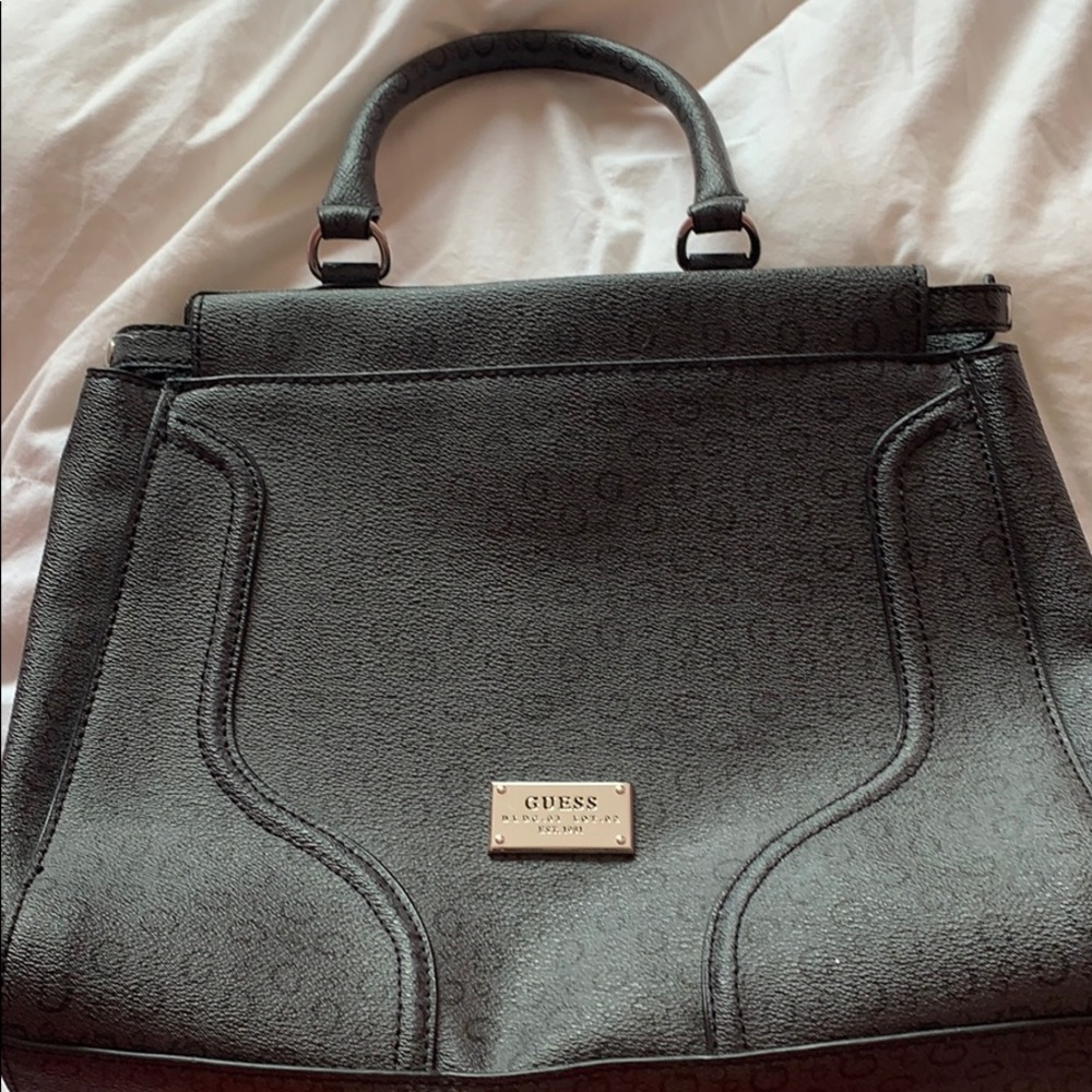 guess purse